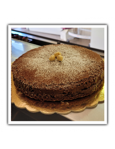 Nocciolotto. Torta con crema alla nocciola